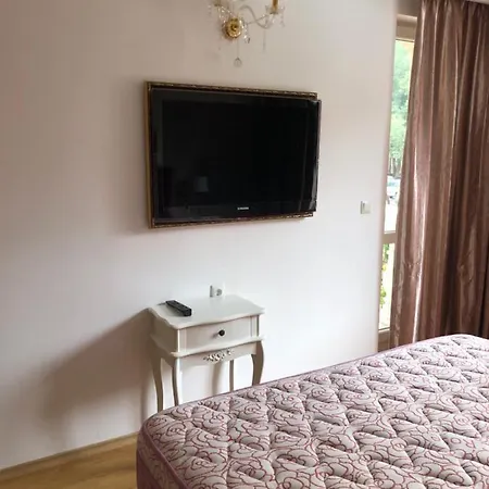 Lägenhet Luxurioese 2 Zimmerwohnung Mit Balkon/Spa/Pool Sunny Beach