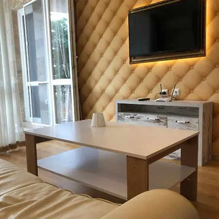 Luxurioese 2 Zimmerwohnung Mit Balkon/Spa/Pool Sunny Beach Slăntjev Brjag